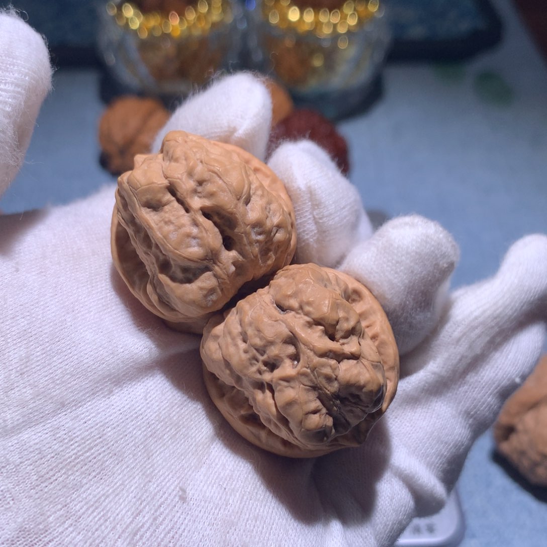 文玩核桃吊坠钟**体蛤蟆头