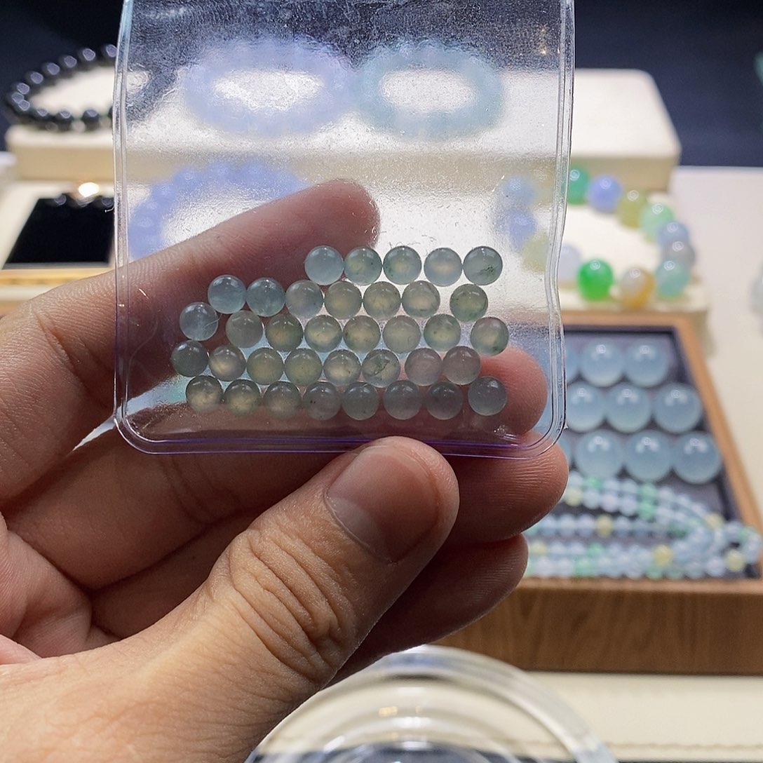 未镶嵌定制翡翠翡翠