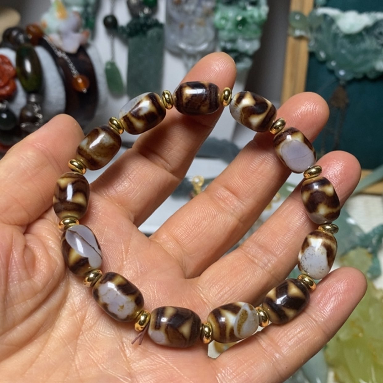 【闪购商品】翡翠吊坠(赠链)未镶嵌