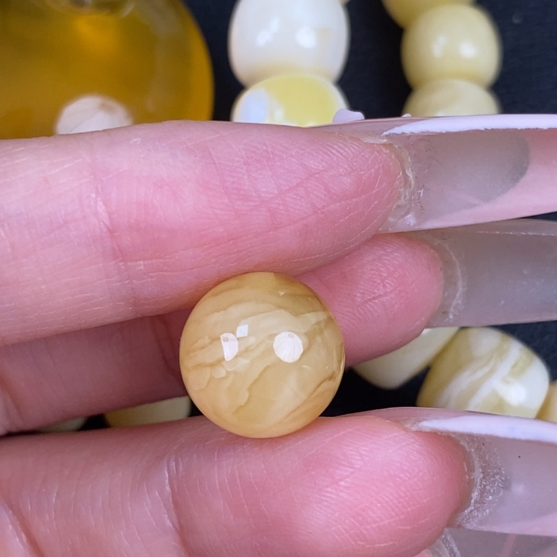 琥珀未镶嵌珠宝奇石156