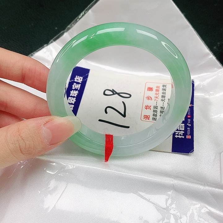 未镶嵌手镯翡翠翡翠手镯