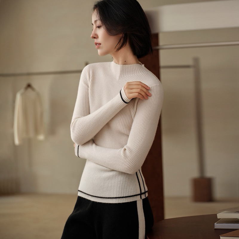 2025秋冬季新款100%纯山羊绒衫女款半高圆领抽条撞色修身针织衫