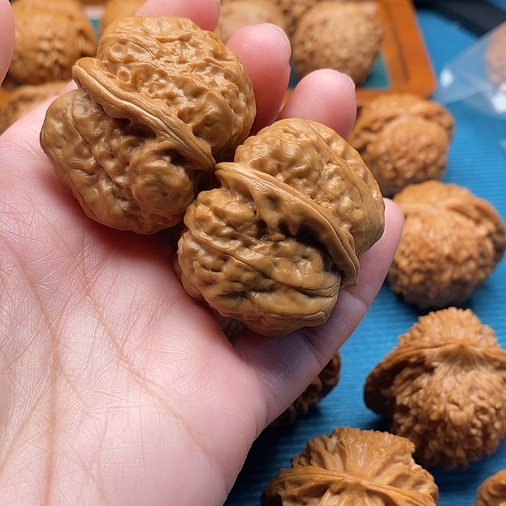 金蟾42尺已打底手把件