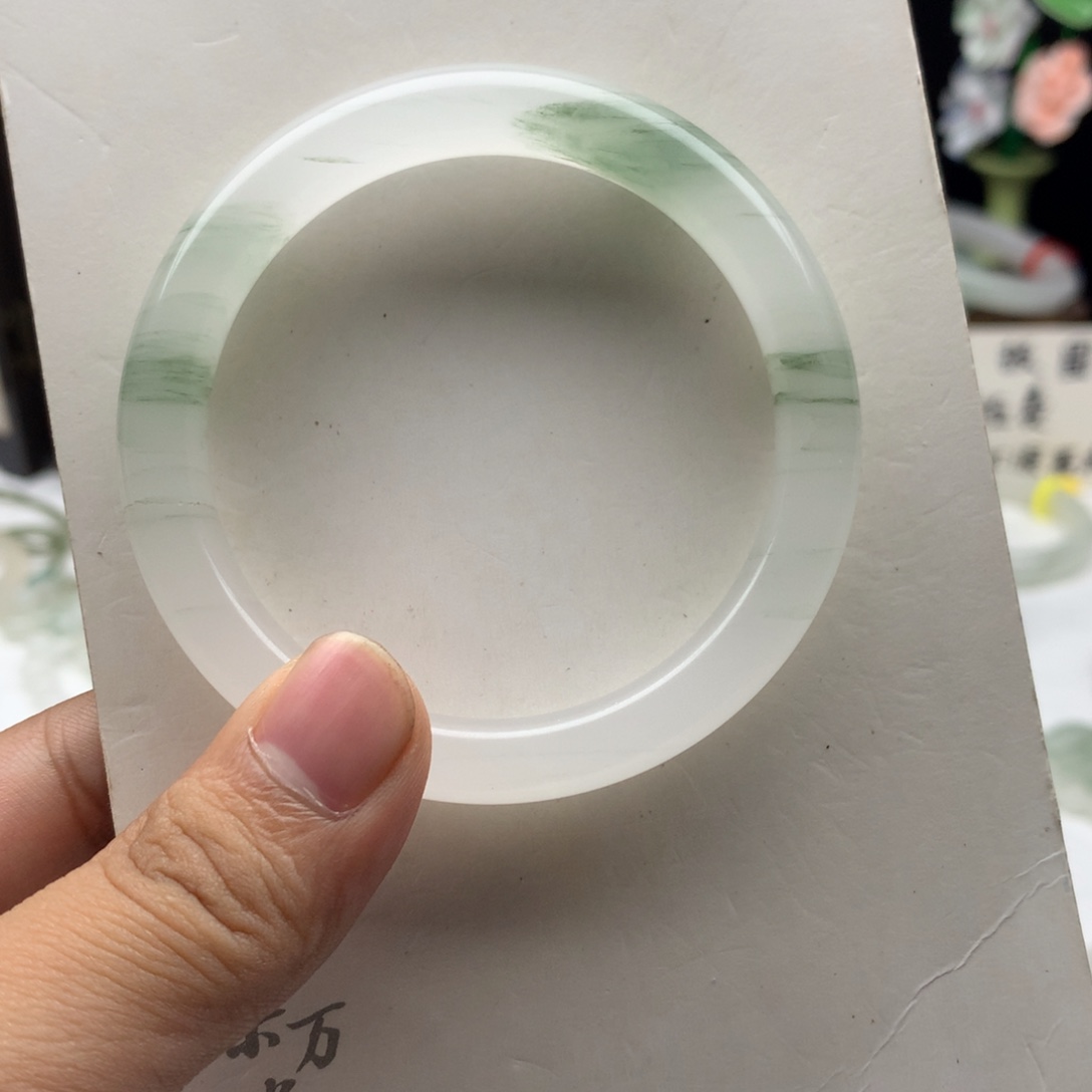 石英质玉未镶嵌手镯