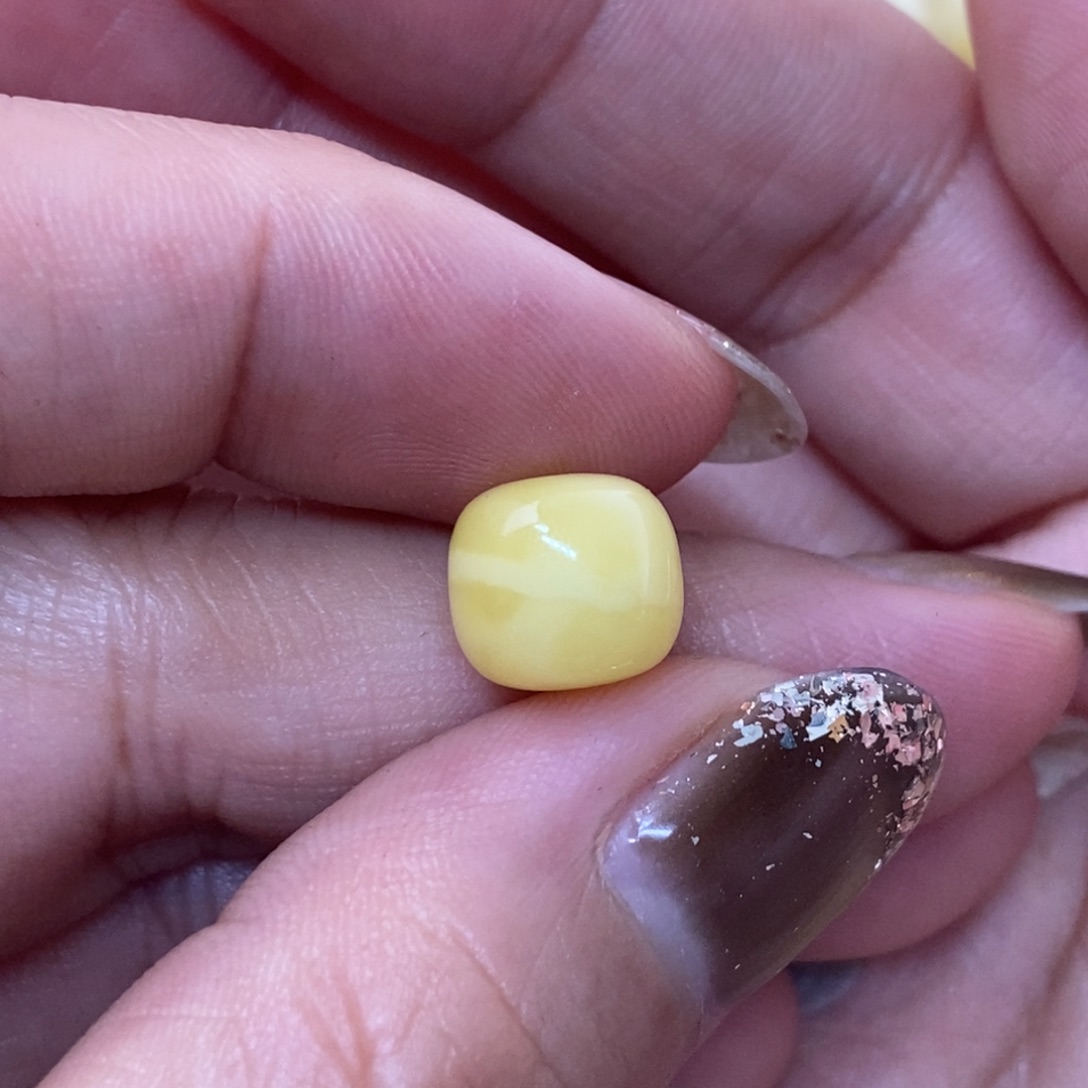 裸石琥珀未镶嵌蜜蜡