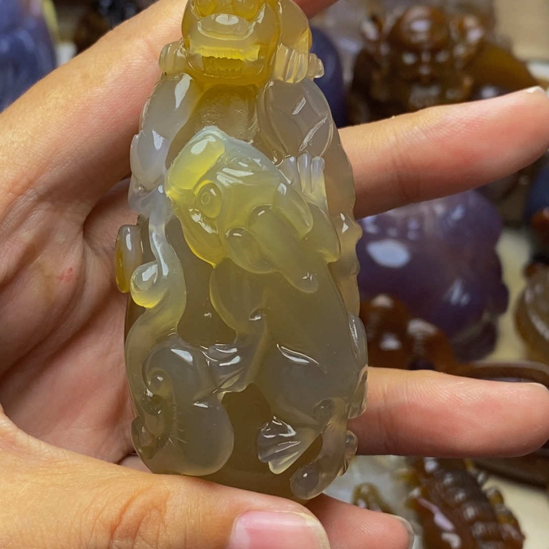 营***哥未镶嵌手把件玛瑙/玉髓