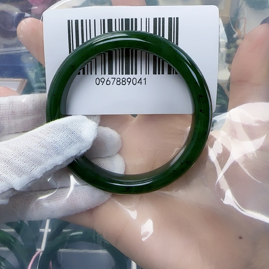 和田玉（碧玉）手镯未镶嵌5859包容