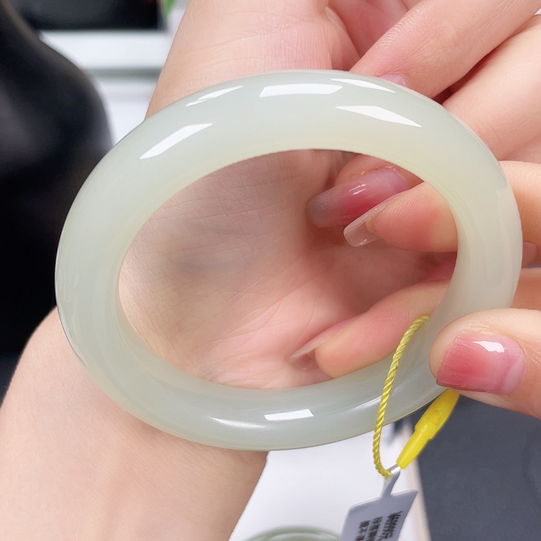 和田玉手镯5657未镶嵌