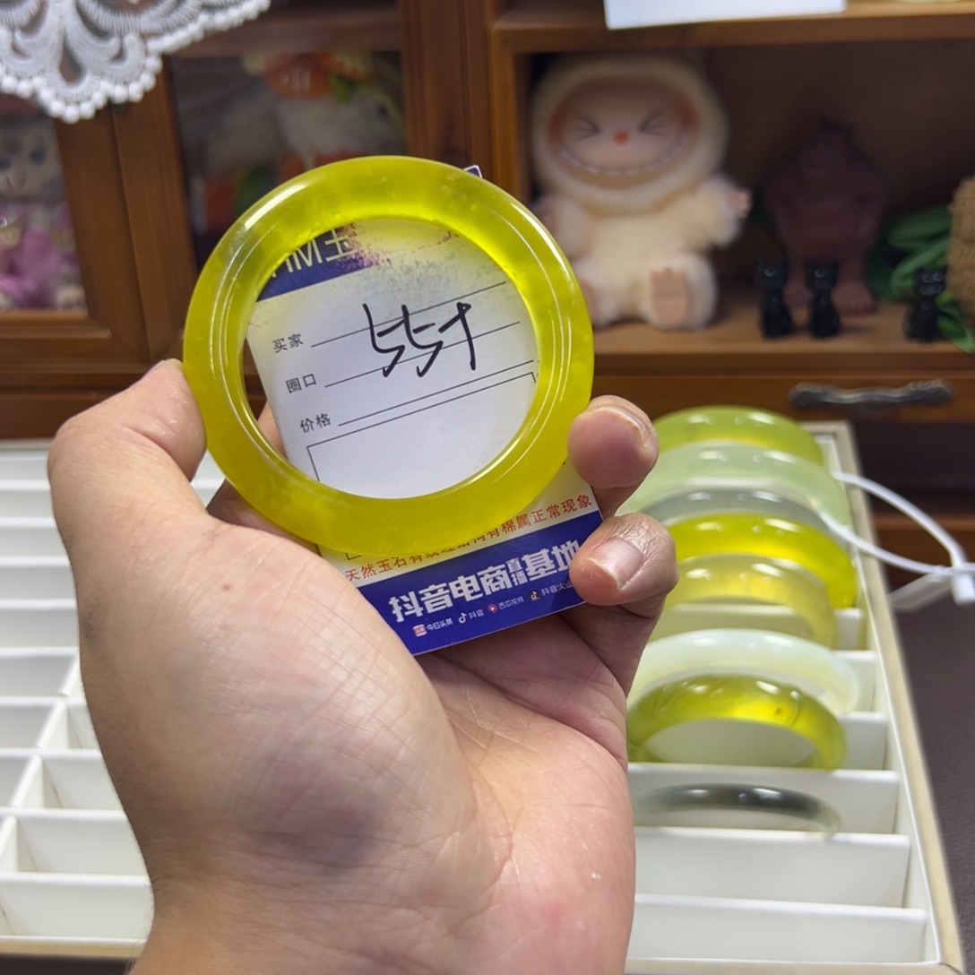蛇纹石玉未镶嵌手镯369