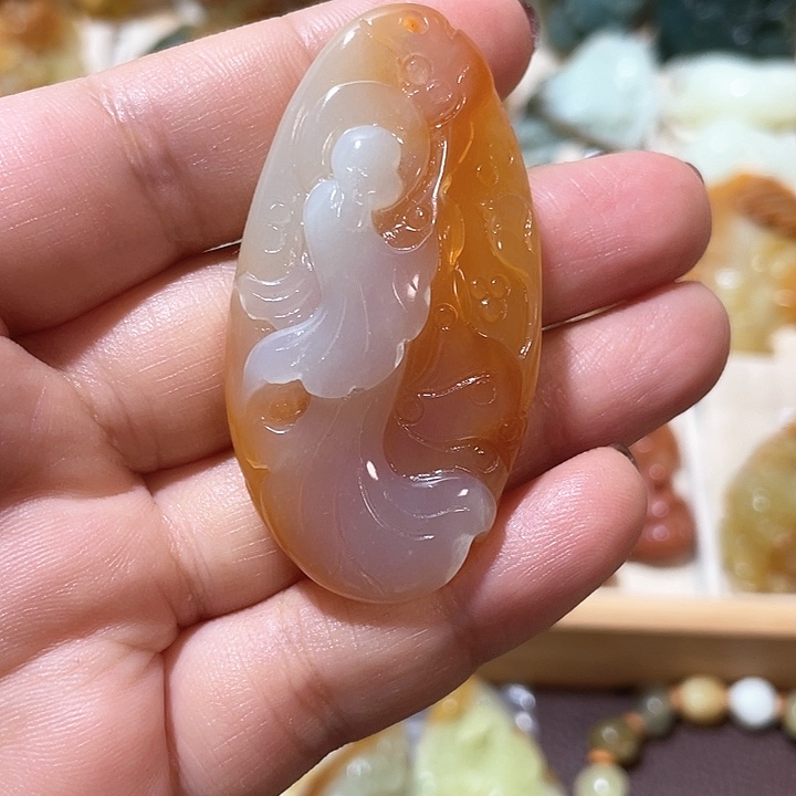 岫玉吊坠(赠链)未镶嵌马****3