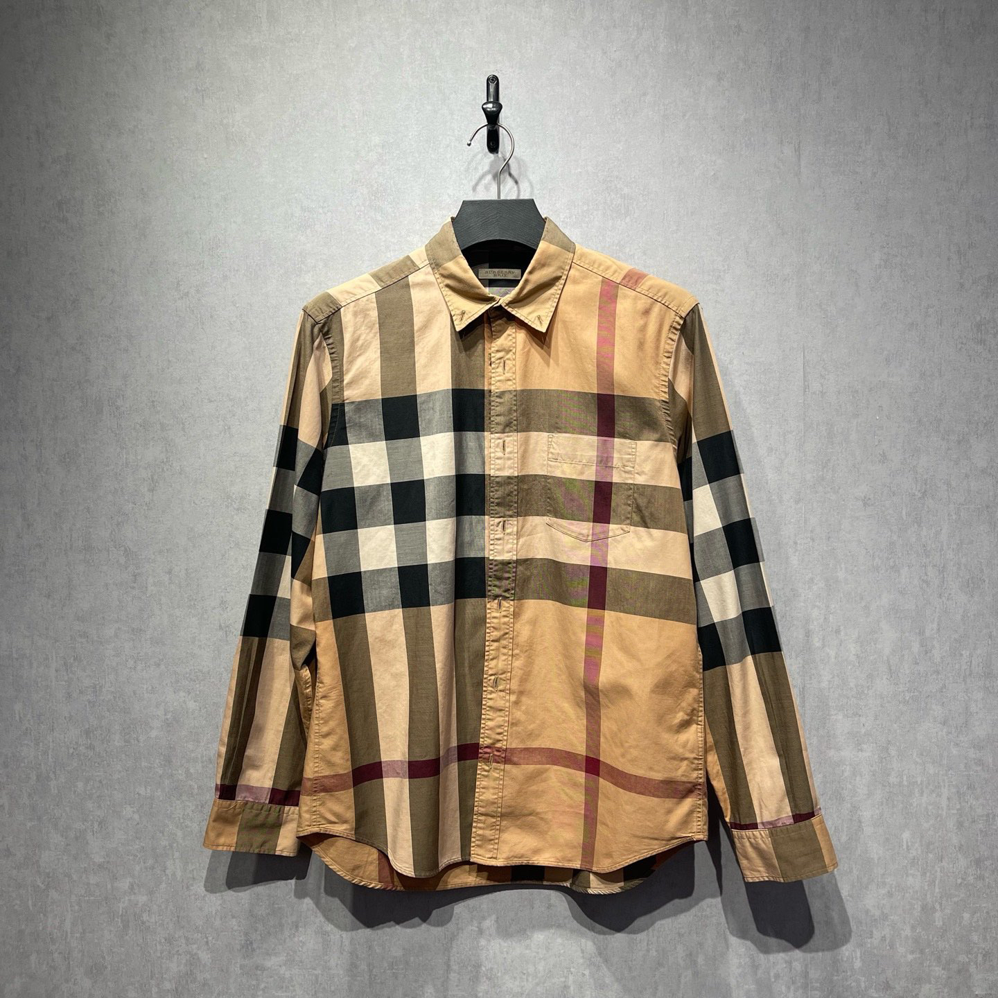 99新 BURBERRY/博柏利  经典格纹长袖衬衫/L码/DY215114