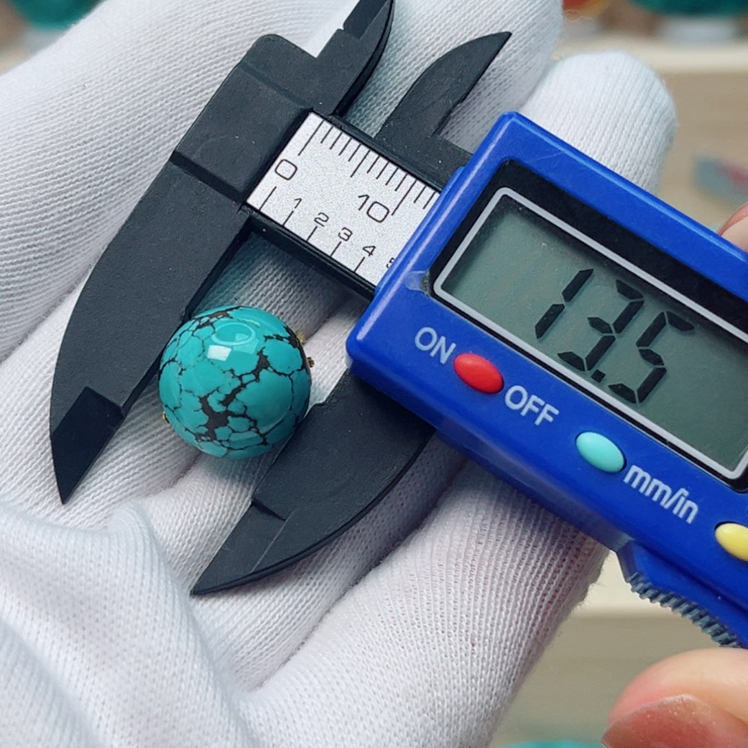 绿松石珠宝未镶嵌