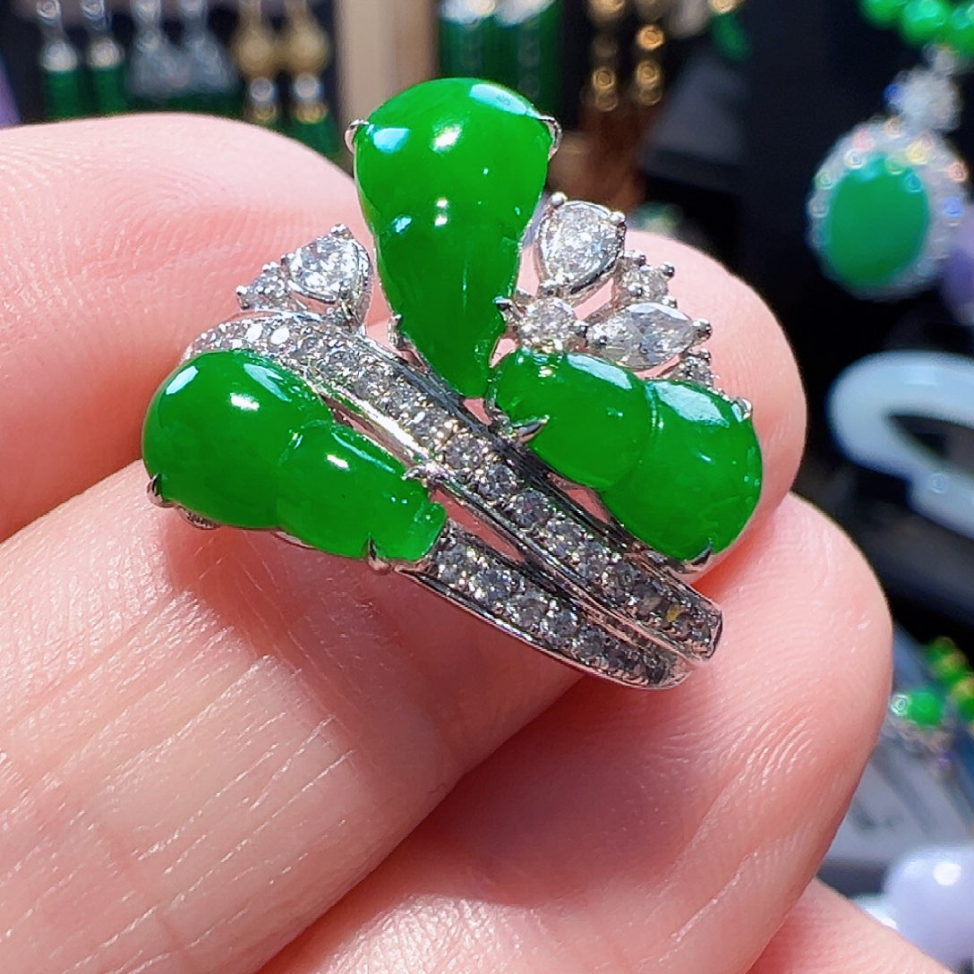 翡翠戒指18K金镶嵌签收后24小时鉴赏期