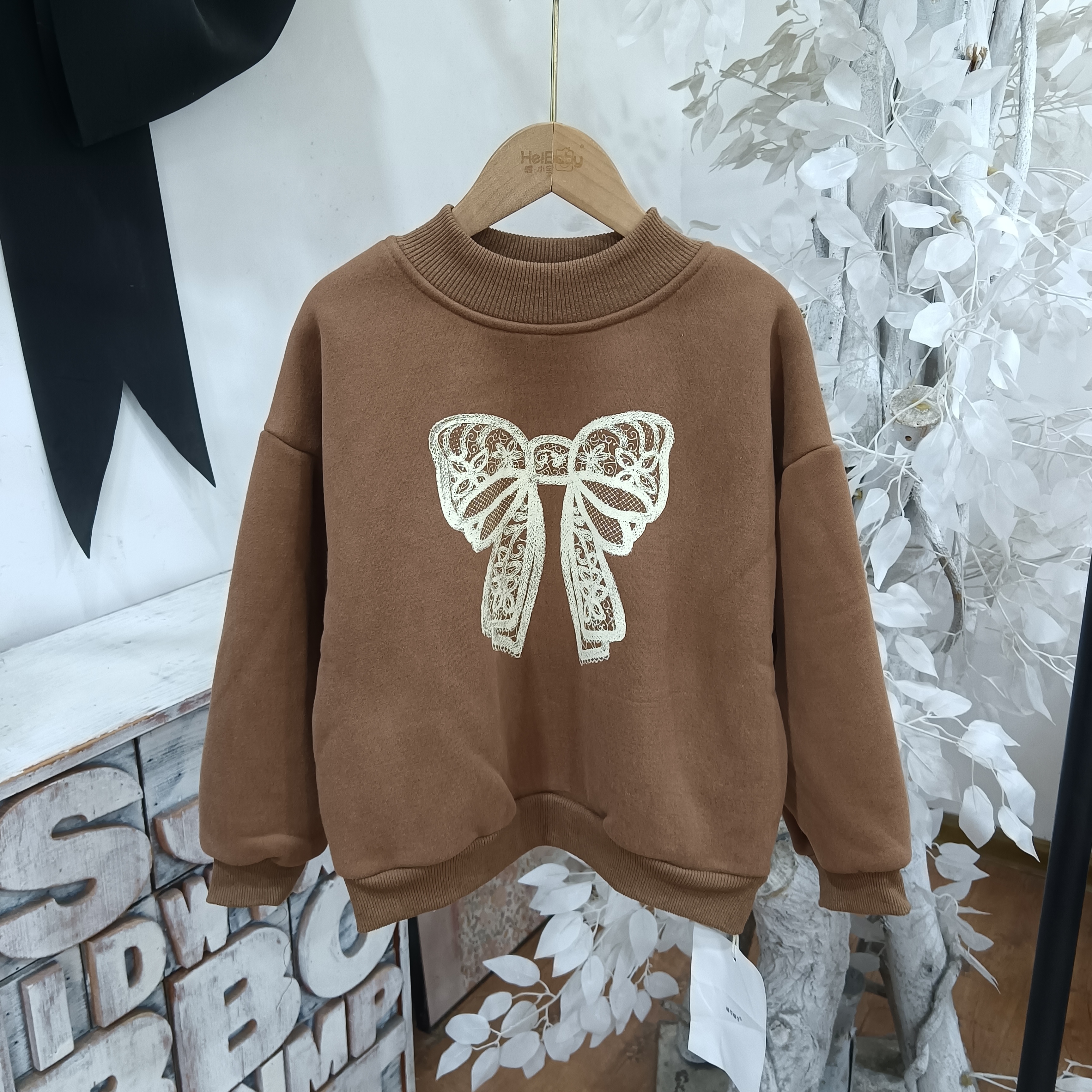 H591咖红色米粒绒卫衣/喵可喵可