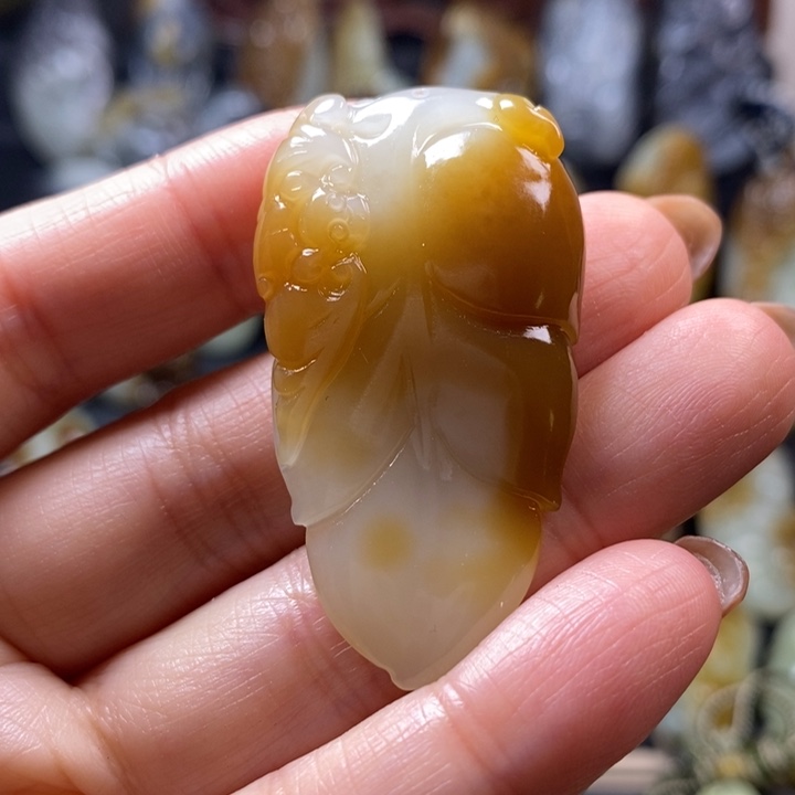 和田玉未镶嵌挂件