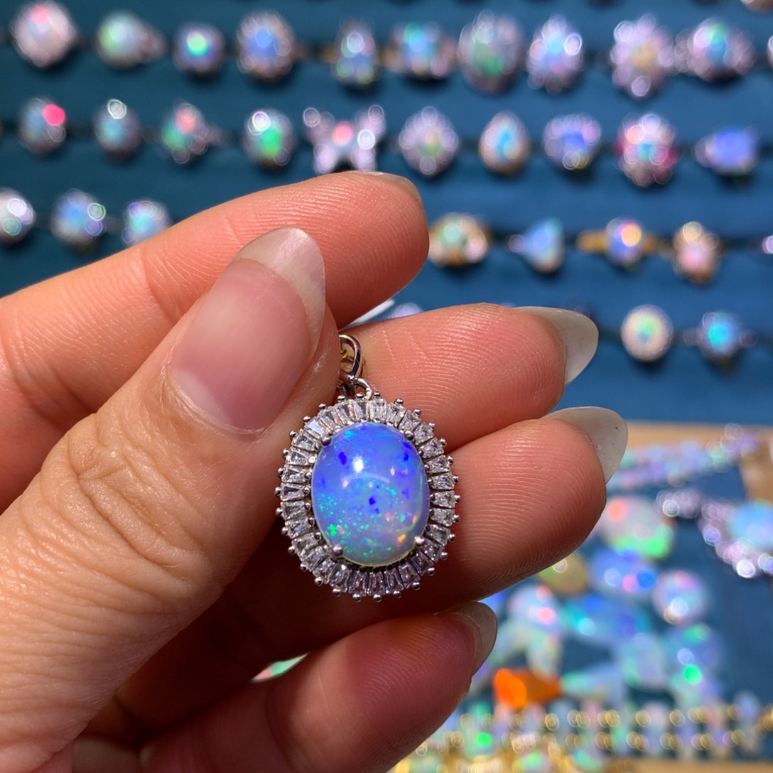 爱***姐欧泊银S925镶嵌吊坠款