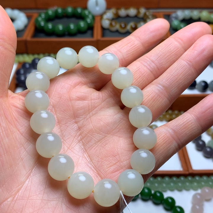 和田玉手串未镶嵌