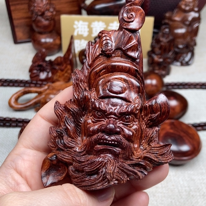 花梨木类端景台48克左右钟馗