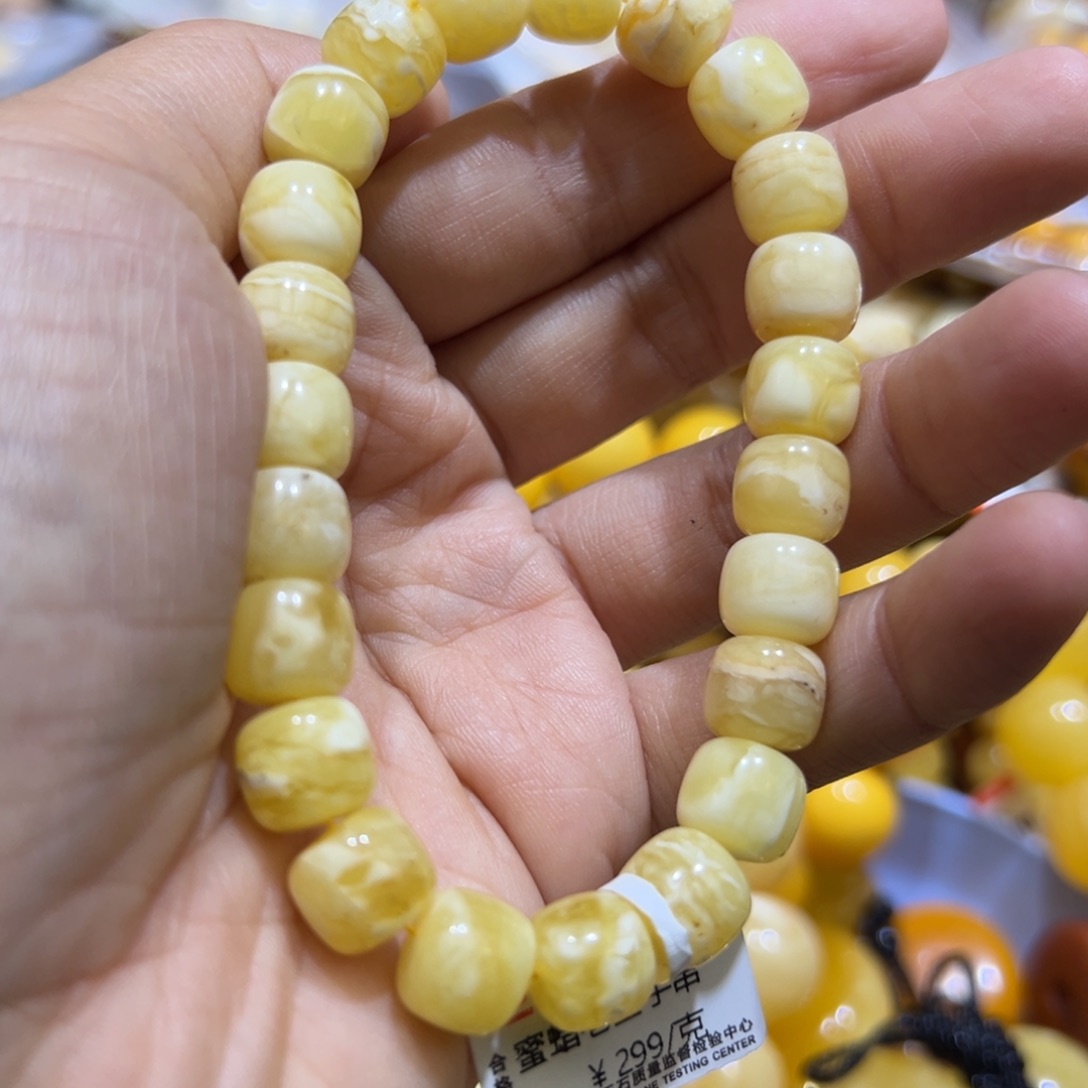 琥珀珠宝奇石未镶嵌