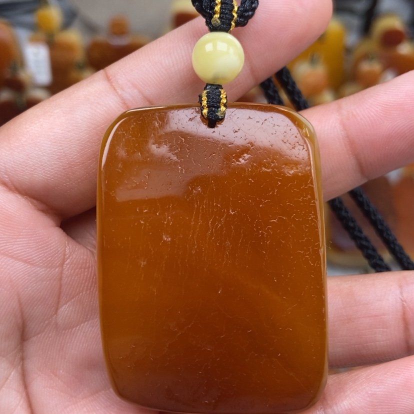 【闪购商品】未镶嵌颈饰琥珀