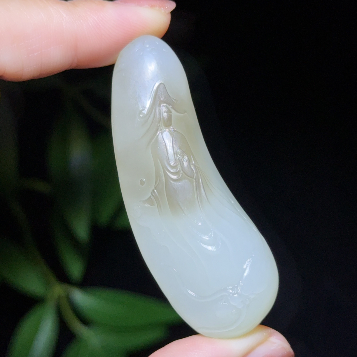 新疆子料无相观音～32克