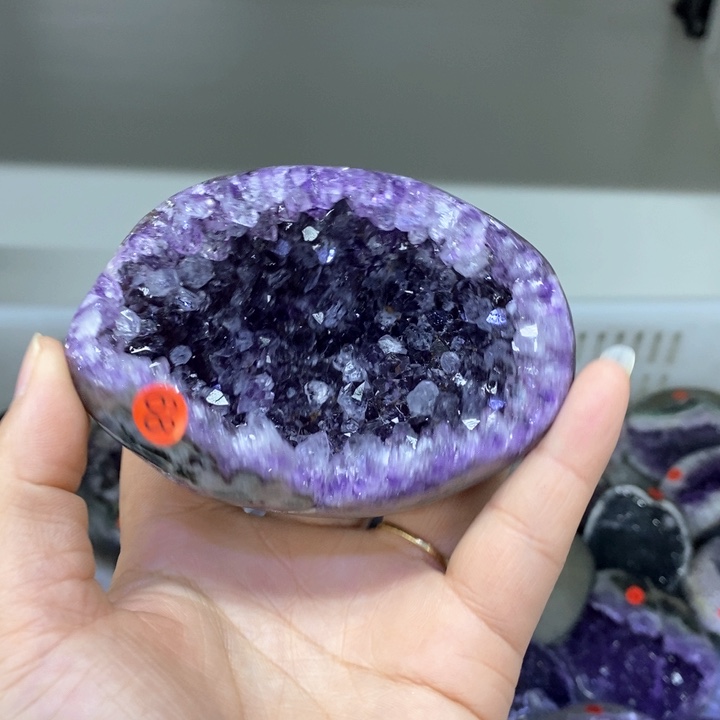 紫晶摆件未镶嵌莹