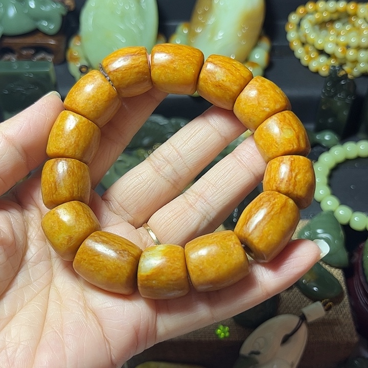 职***手岫岩河磨玉（透闪石质玉）未镶嵌手链