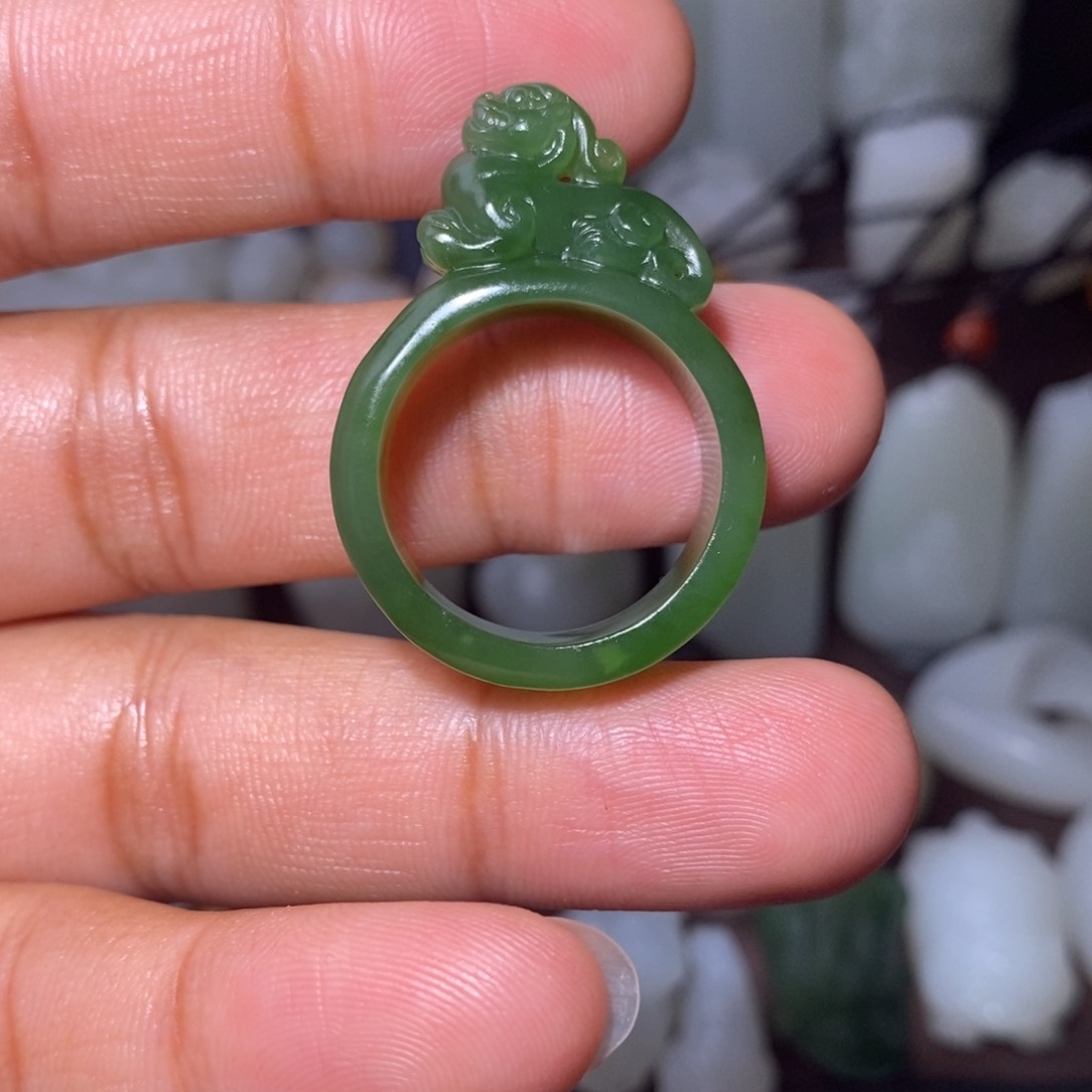 和田玉（碧玉）戒指未镶嵌