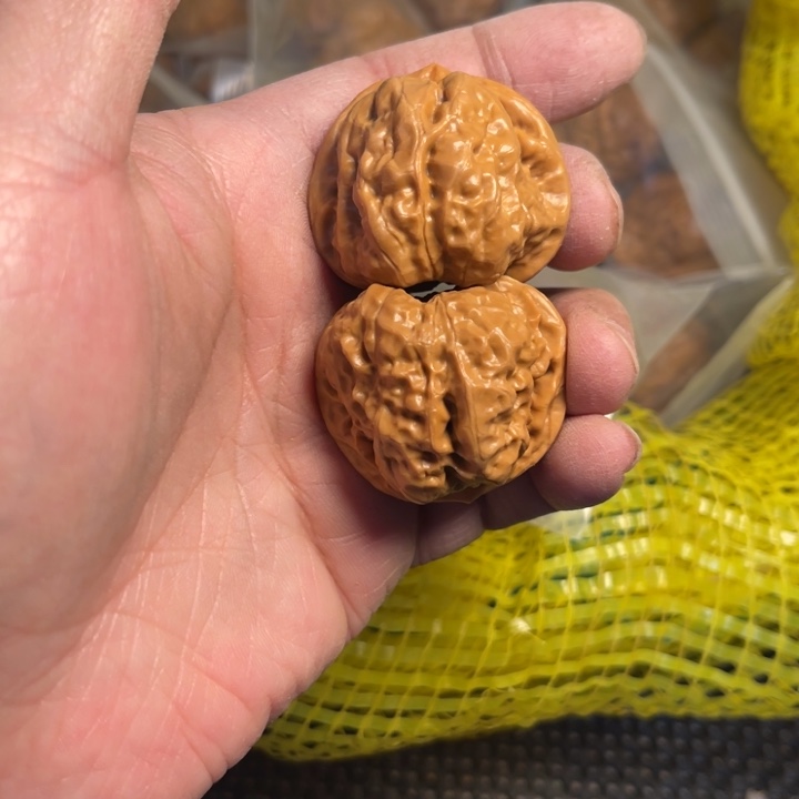 栗****文玩核桃把件哈哈哈