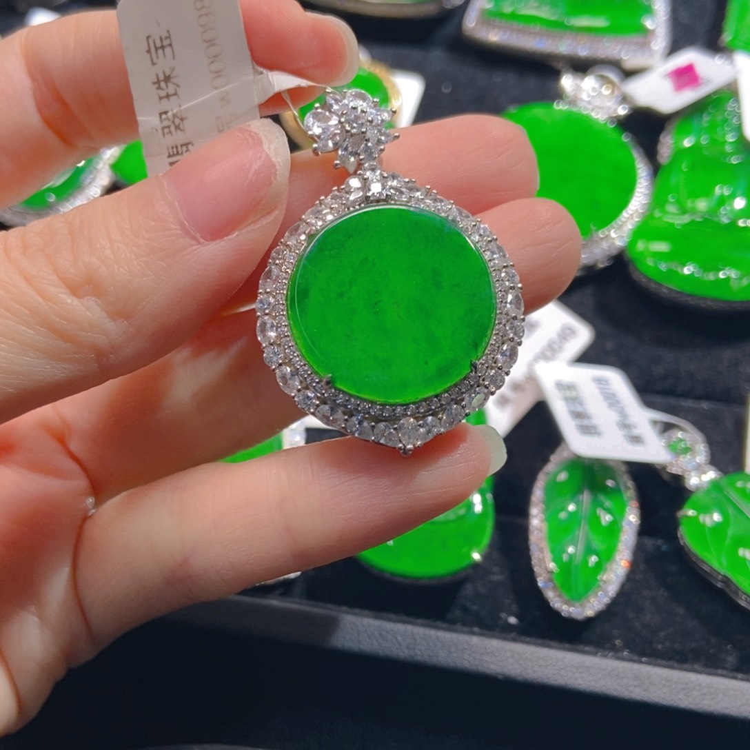 翡翠吊坠(不含链)银S925镶嵌