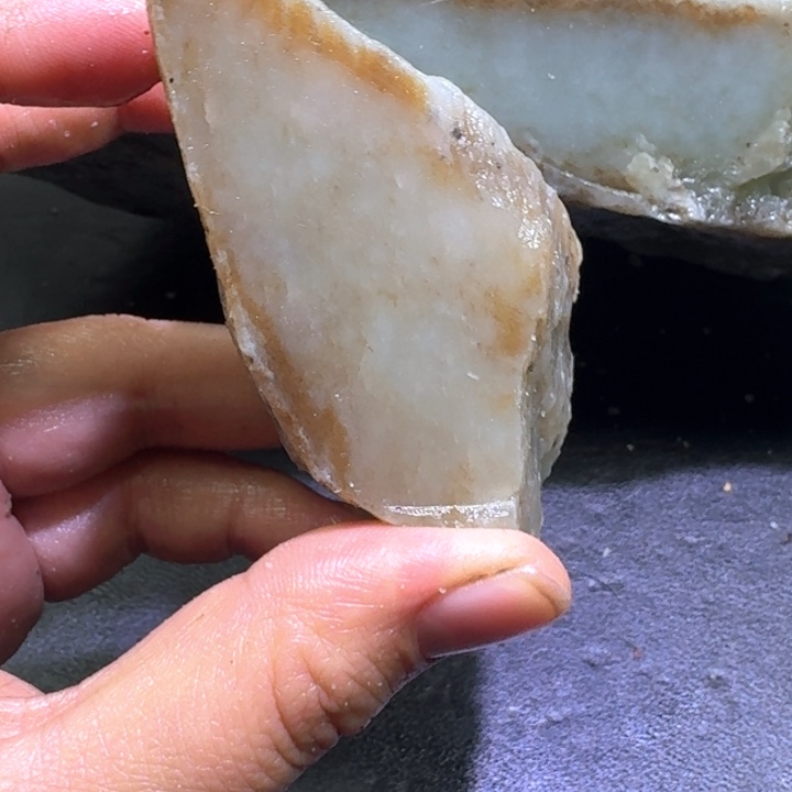 和田玉未镶嵌珠宝半成品