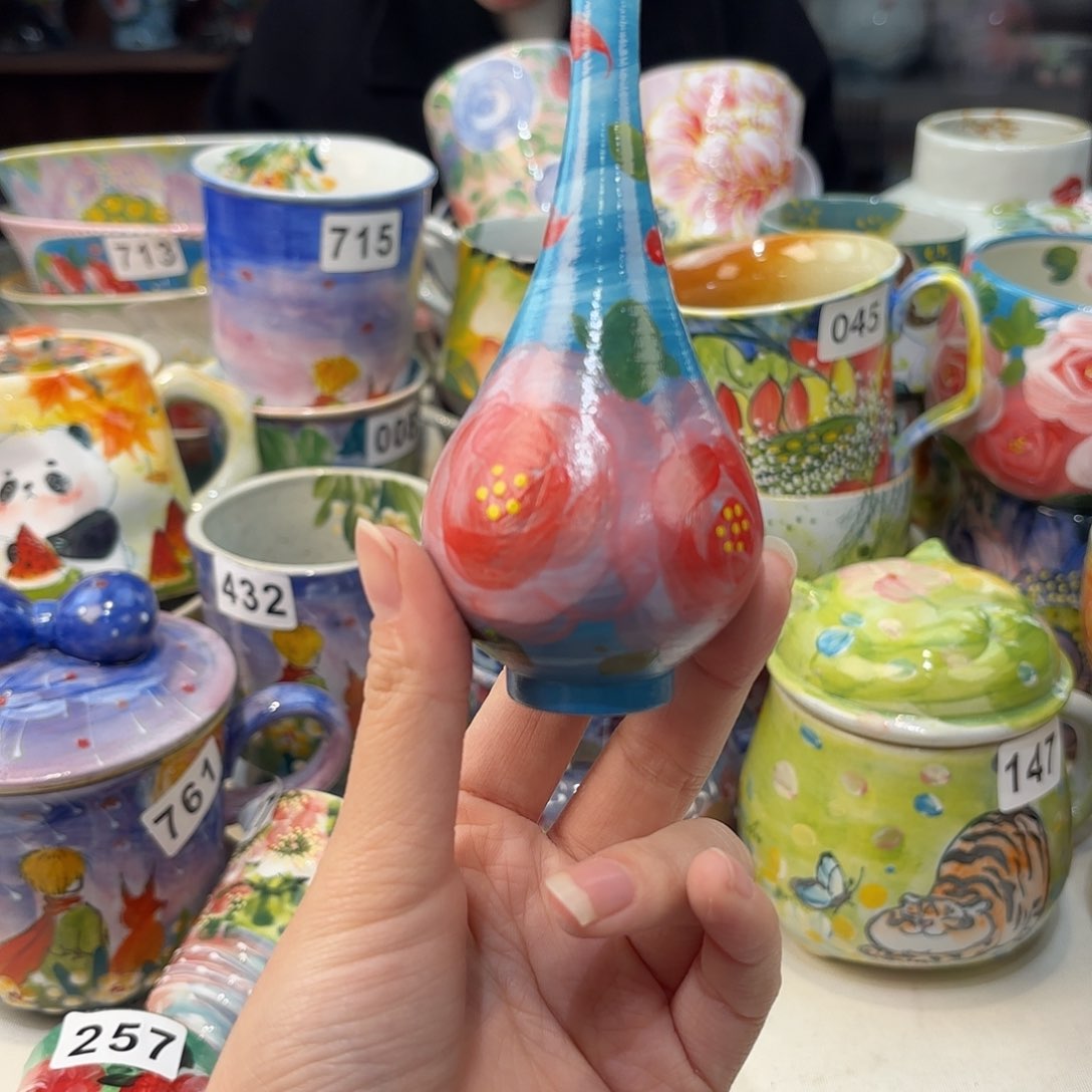 瓷片兔兔好可爱呀打