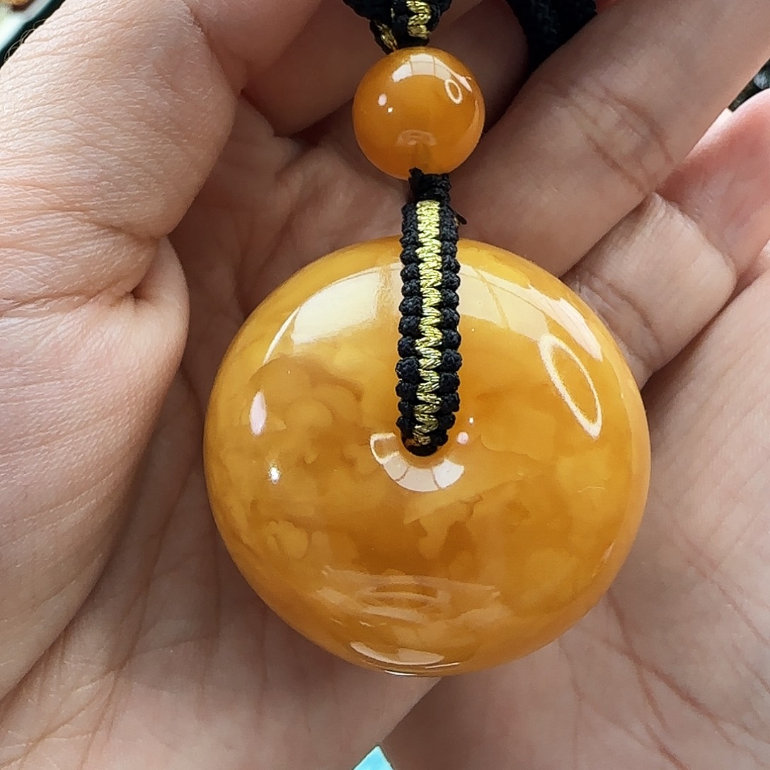 琥珀颈饰未镶嵌吊坠