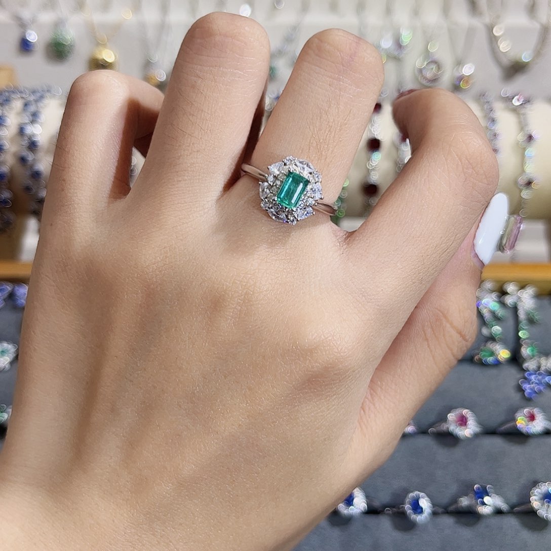 祖母绿戒指银S925镶嵌