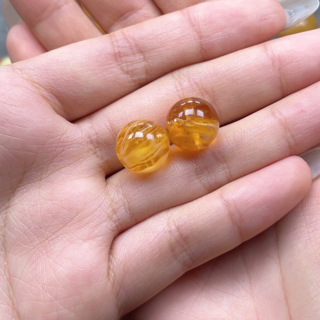 未镶嵌琥珀珠宝奇石小*米