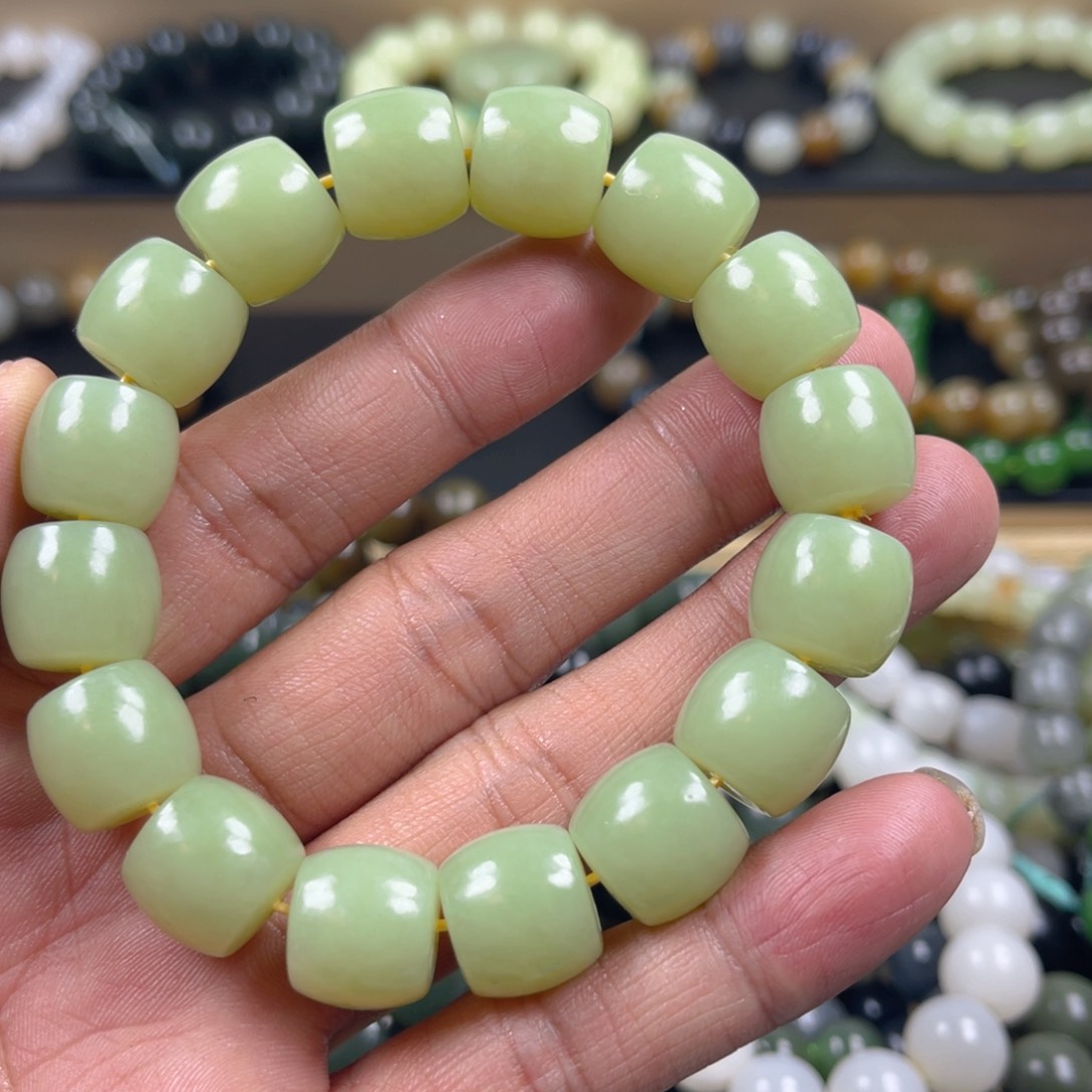 和田玉手串未镶嵌