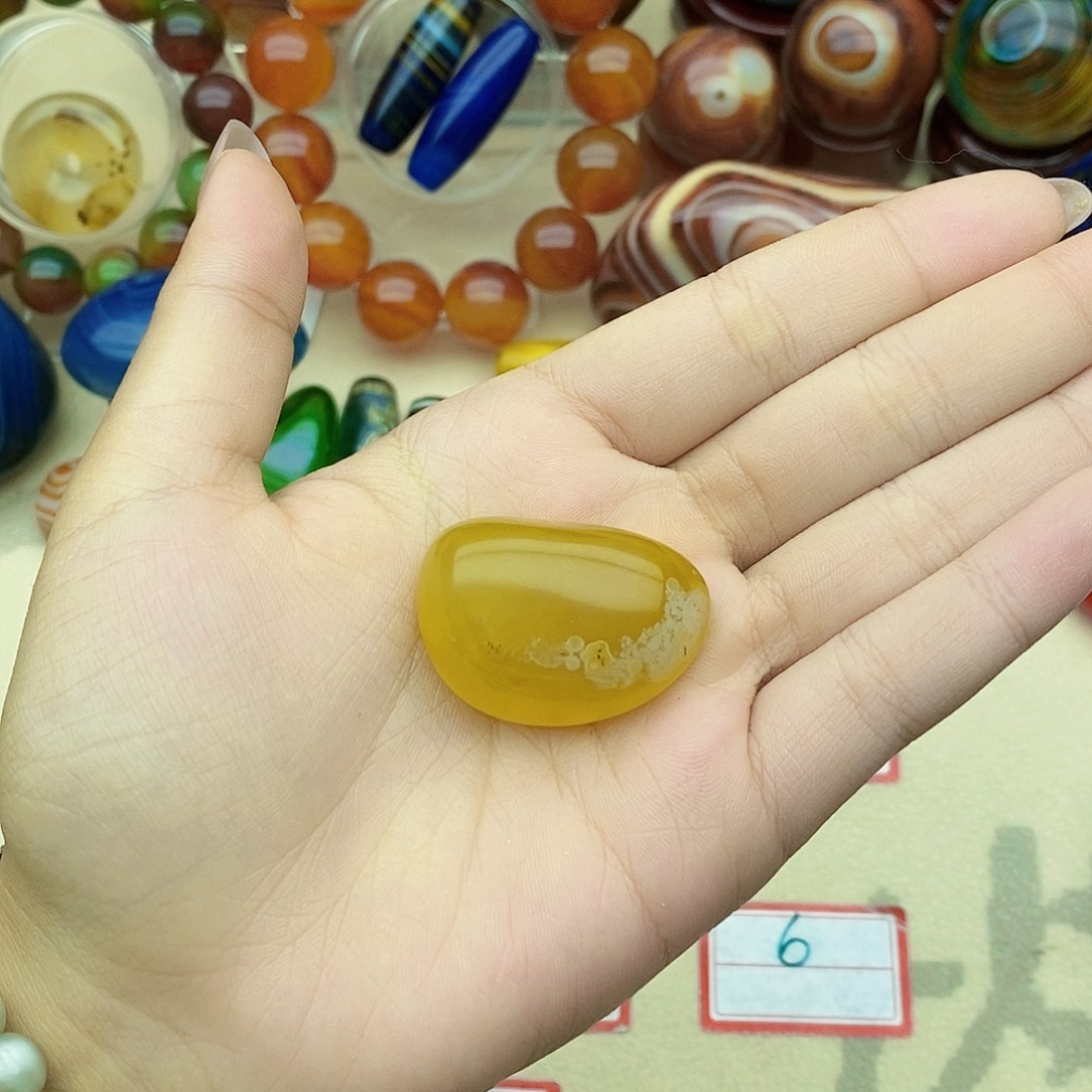 玛瑙/玉髓未镶嵌颈饰