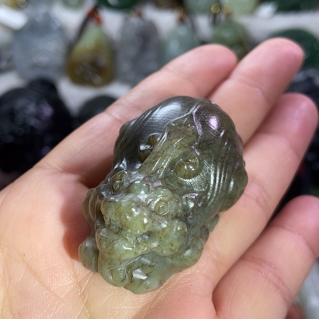 和田玉（糖玉）颈饰未镶嵌