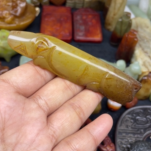 蛇纹石玉未镶嵌颈饰18