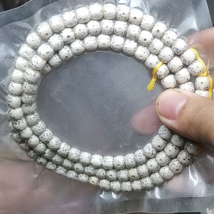 一***子星月菩提吊坠原生态一线天8