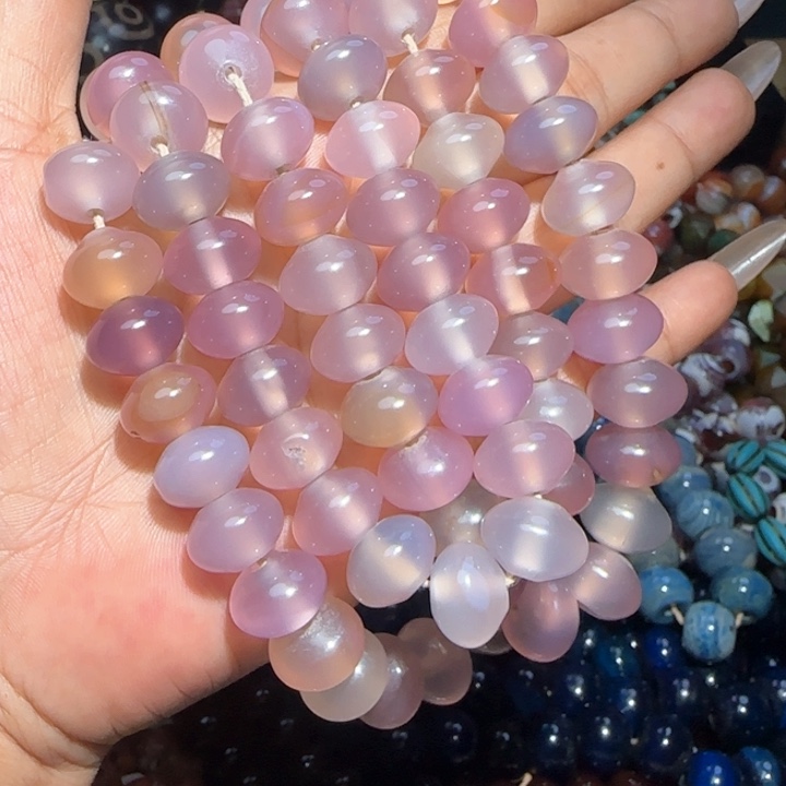 丹***洋玛瑙/玉髓颈饰未镶嵌