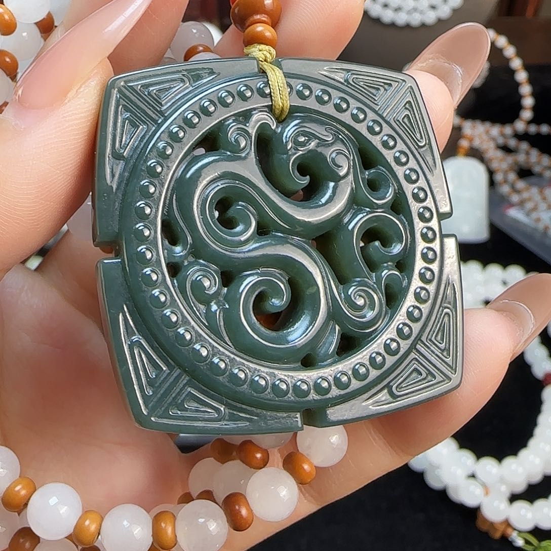 和田玉未镶嵌颈饰定制发货