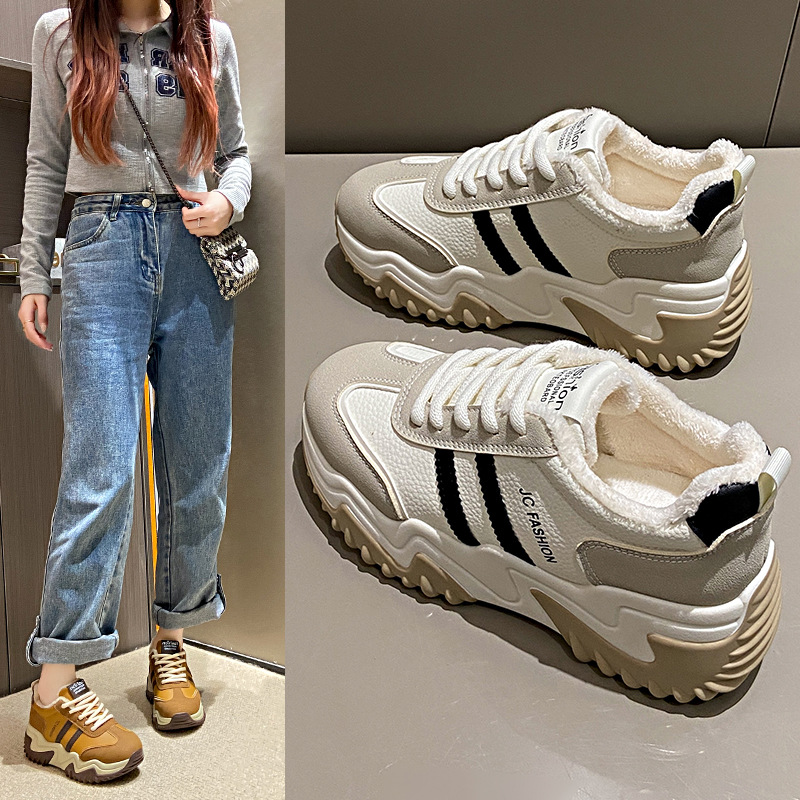 2025年冬季新款厚底百搭轻便小白老爹鞋秋冬网红加绒韩版学生女鞋