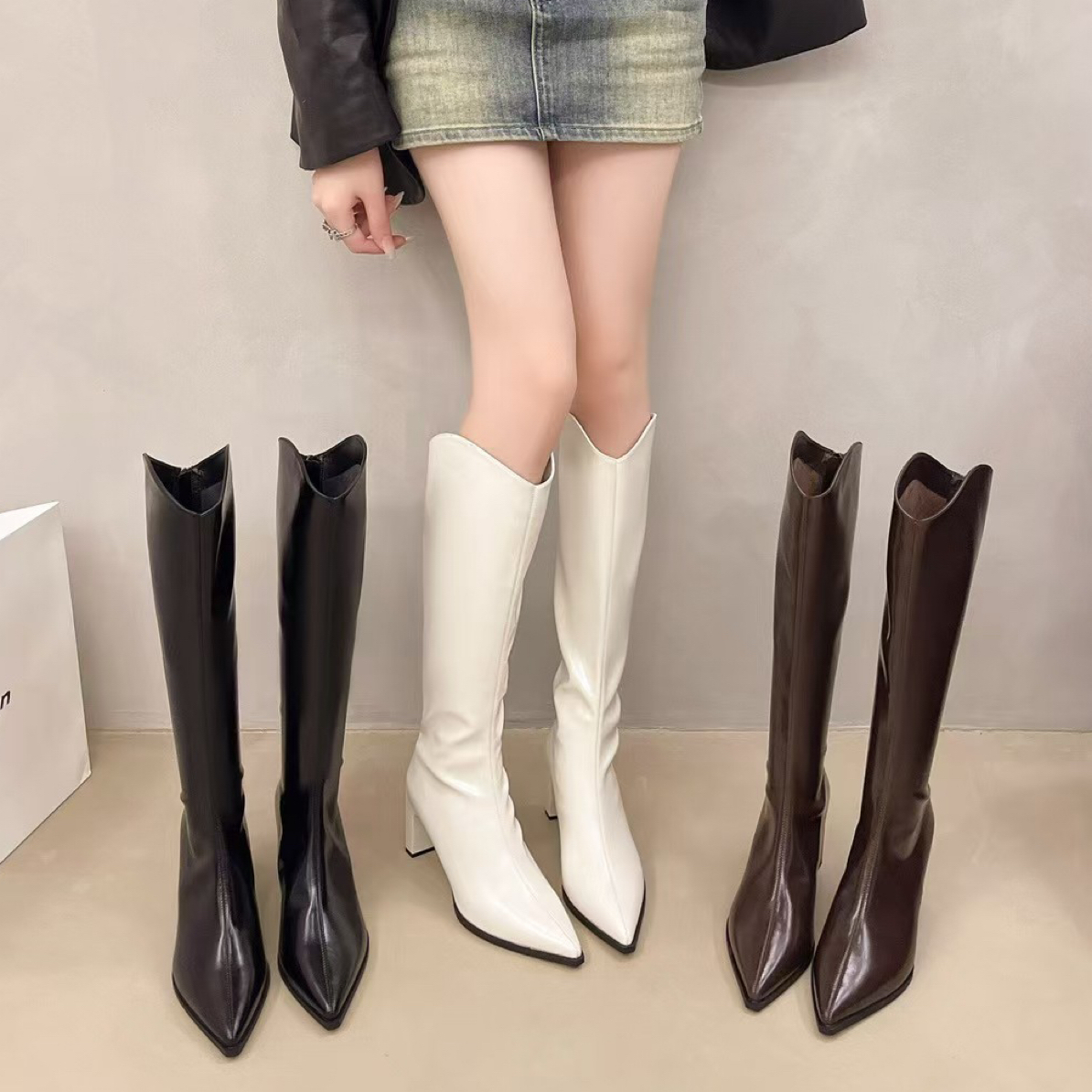 1905-2乐乐家冬季新品女时尚尖头高跟后拉链时装靴气质明星同款潮