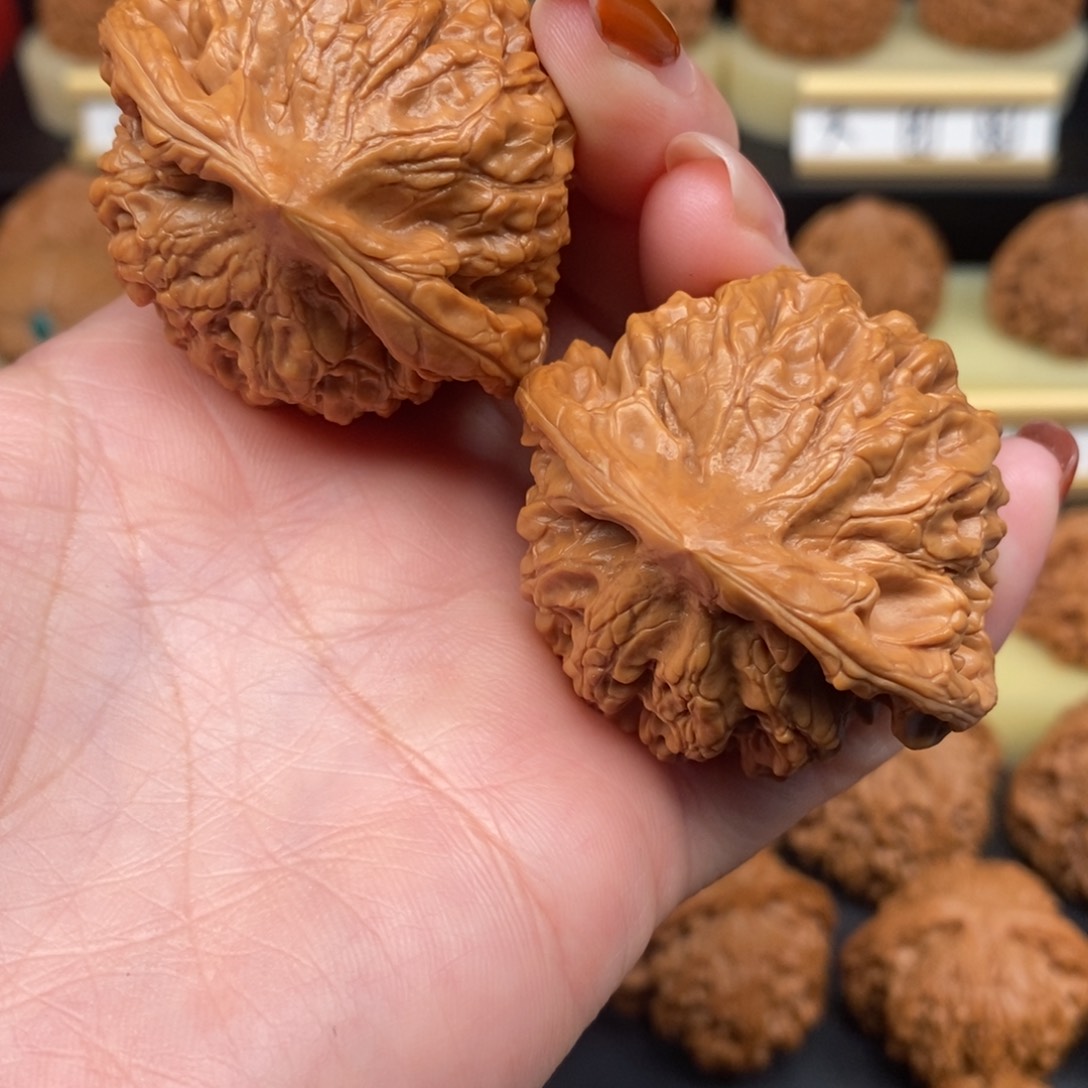 吊坠文玩核桃对****.官帽