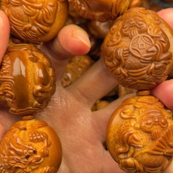 橄榄核吊坠杨*军橄榄核