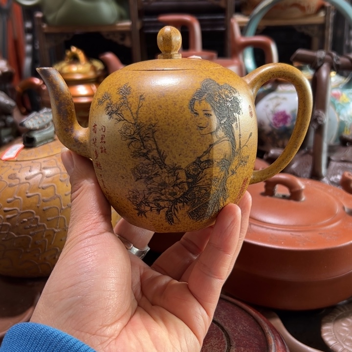 紫砂茶壶紫砂壶收藏起来吧