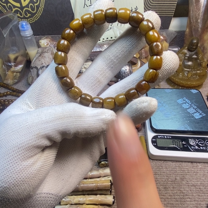 涛***旧吊坠橄榄核娜哦婆婆婆婆Mr