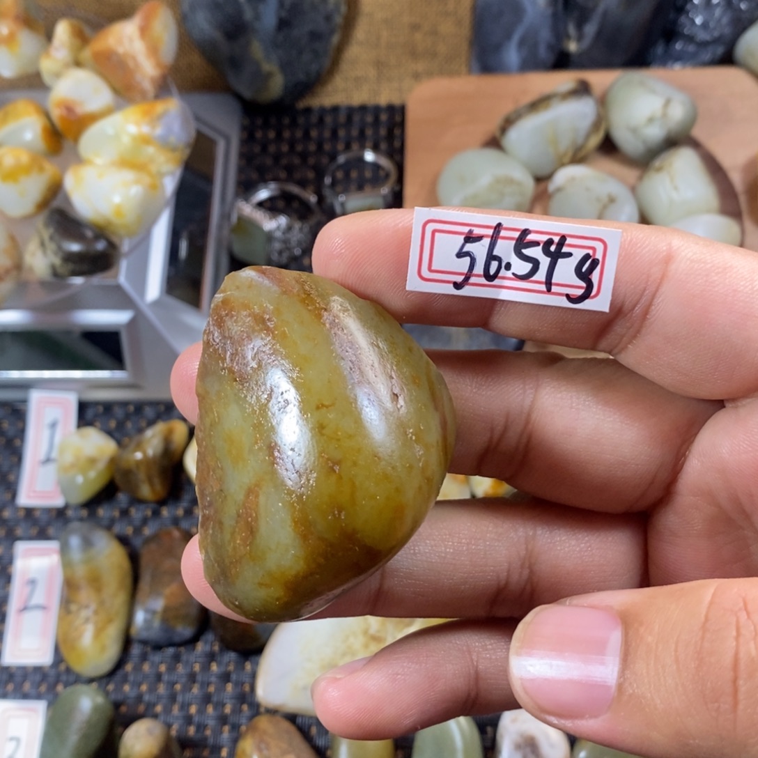 和田玉（糖玉）未镶嵌挂件