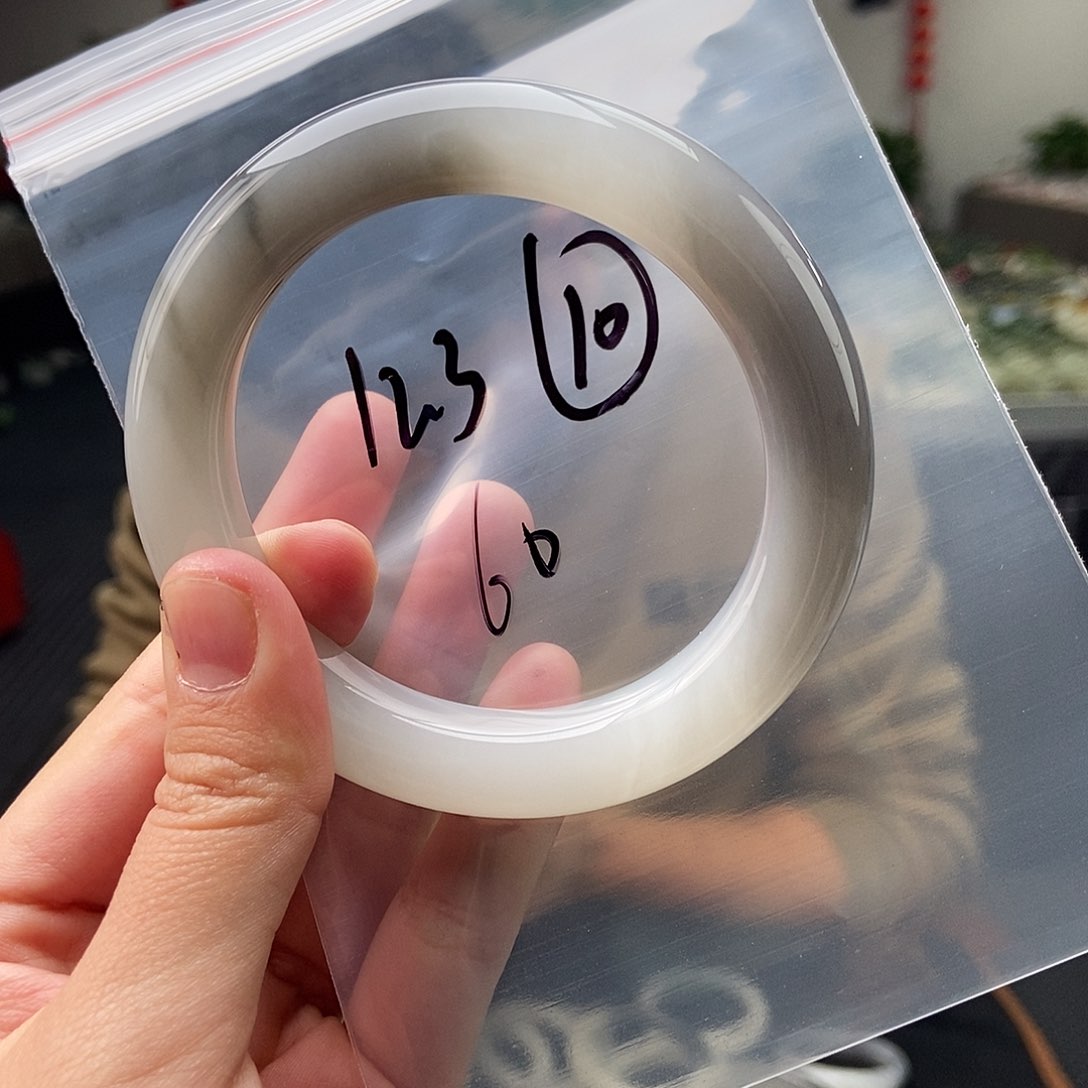 和田玉颜色多样性发拍一发一未镶嵌